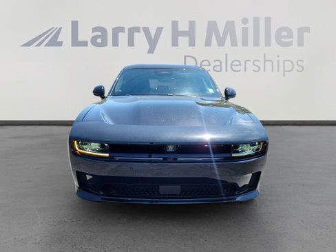 New 2025 Dodge Charger R/T w/ Quick Order Package 25M R/T image 8
