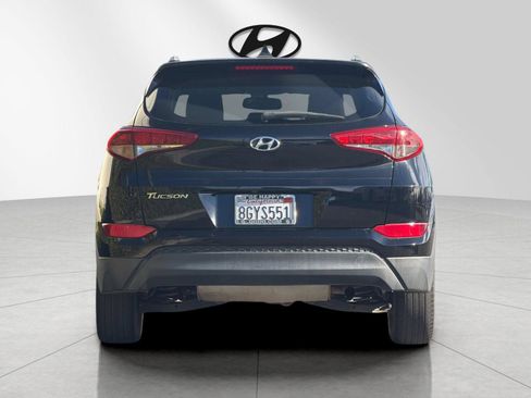 Used 2018 Hyundai Tucson SEL Plus FWD image 4