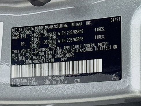 Used 2021 Toyota Highlander XLE image 36