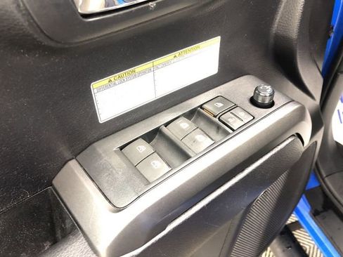 Used 2020 Toyota Tacoma TRD Off-Road image 13