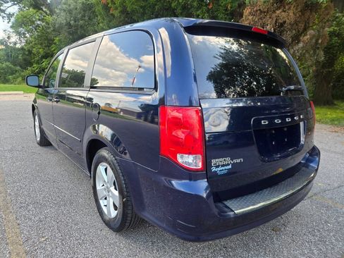 Used 2013 Dodge Grand Caravan SE FWD image 5
