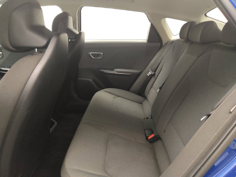 Used 2025 Kia K4 FWD image 18