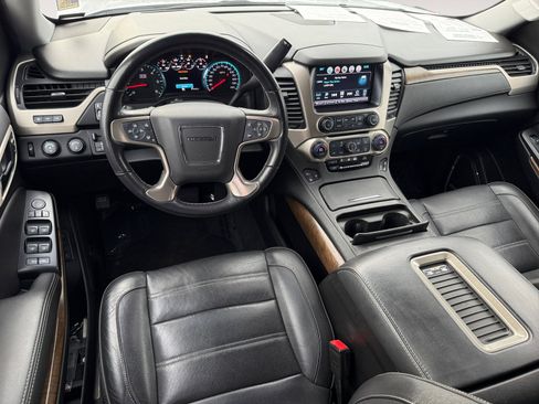 Used 2019 GMC Yukon Denali w/ Denali Ultimate Package image 15