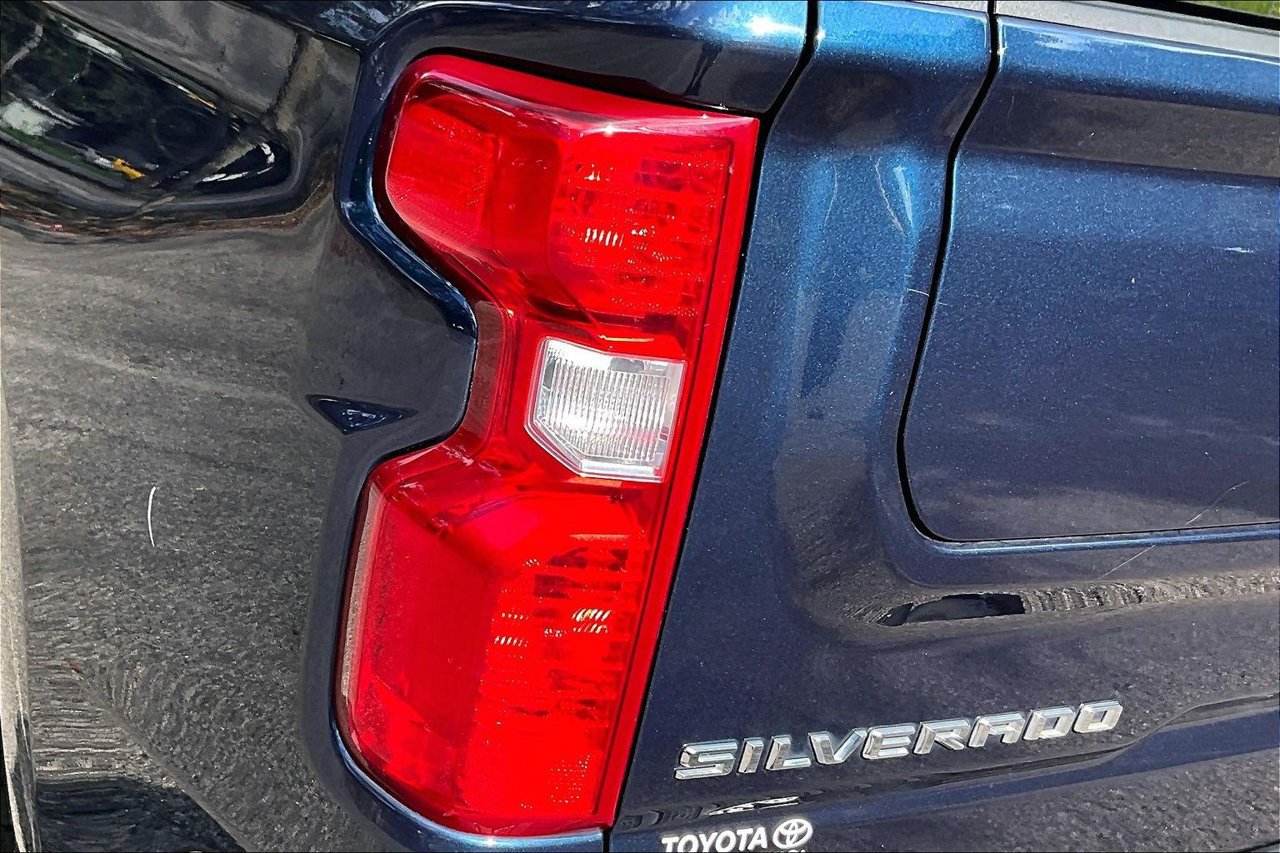 Used 2022 Chevrolet Silverado 1500 Custom AWD/4WD image 20