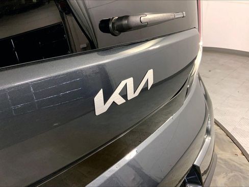 Certified 2025 Kia Soul LX image 29