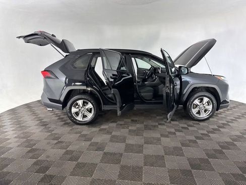 Used 2025 Toyota RAV4 XLE image 15