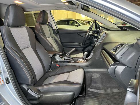 Used 2018 Subaru Crosstrek 2.0i Premium w/ Moonroof Package AWD/4WD image 12
