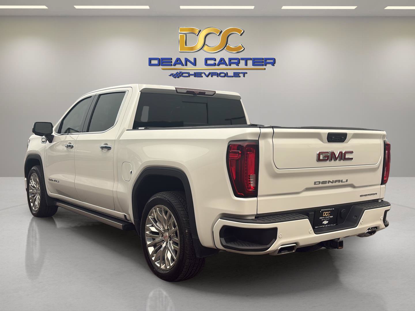 Used 2022 GMC Sierra 1500 Denali AWD/4WD image 3