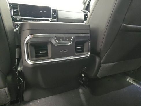 New 2026 Chevrolet Silverado 1500 LTZ w/ LTZ Premium Package AWD/4WD image 21