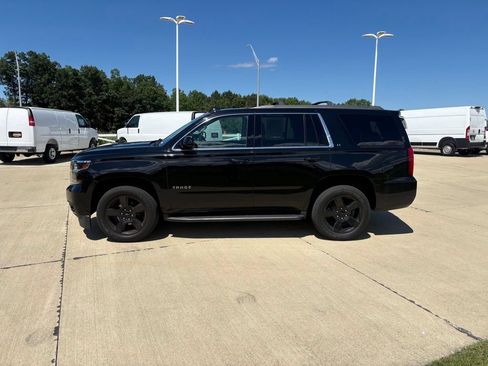 Used 2019 Chevrolet Tahoe LT AWD/4WD image 3