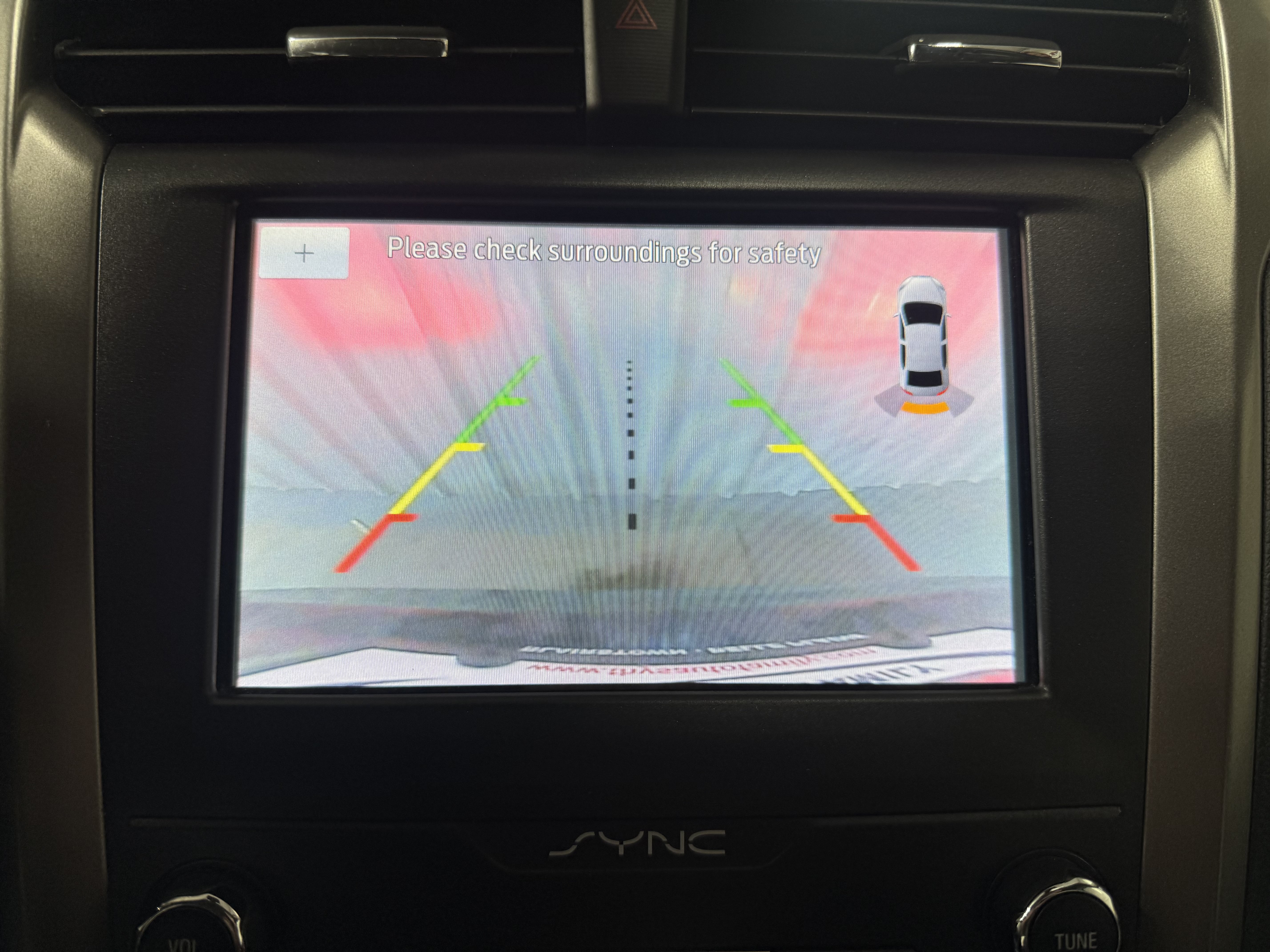 Used 2020 Ford Fusion SE FWD image 12