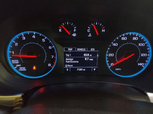 Used 2021 Chevrolet Traverse LS FWD image 23
