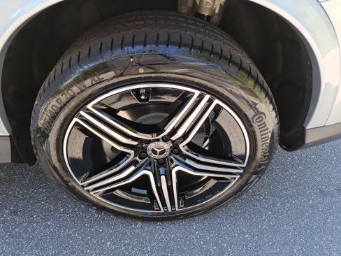 Used 2026 Mercedes-Benz GLC 300 4MATIC image 35