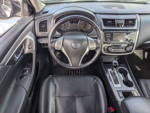 Used 2018 Nissan Altima 2.5 SL FWD image 29