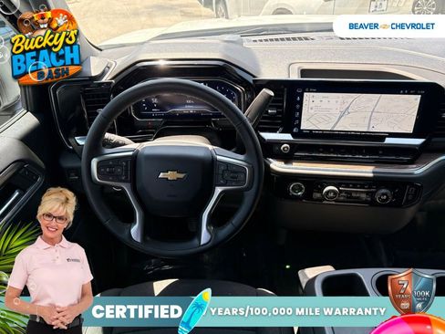 Used 2024 Chevrolet Silverado 1500 LT AWD/4WD image 16