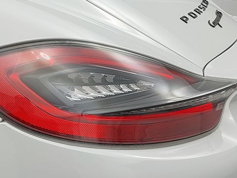 Certified 2015 Porsche Cayman GTS RWD image 29