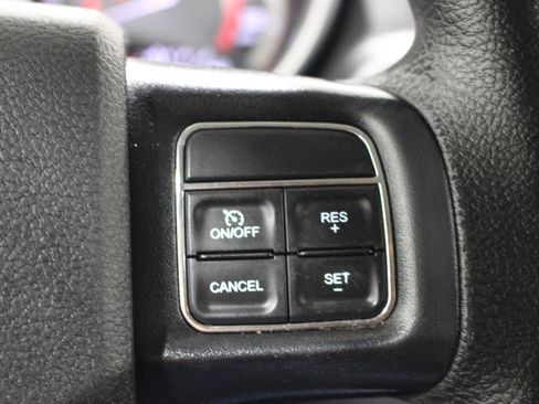 Used 2018 Dodge Journey SE w/ Blacktop Package FWD image 12