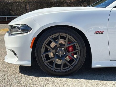 Used 2017 Dodge Charger R/T Scat Pack w/ Beats Audio Group image 5