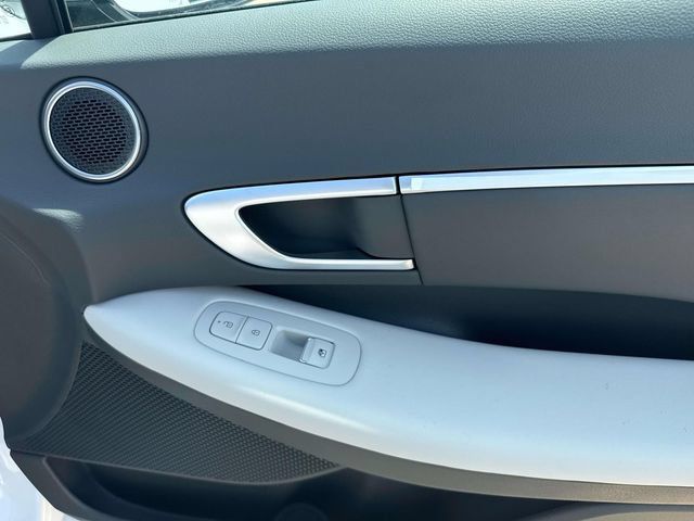 New 2026 Hyundai Sonata SEL FWD image 18