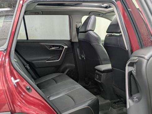 Used 2021 Toyota RAV4 Limited image 21