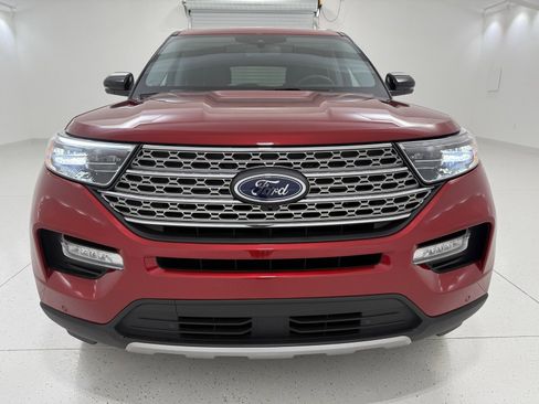 Used 2023 Ford Explorer Limited w/ Equipment Group 301A image 2