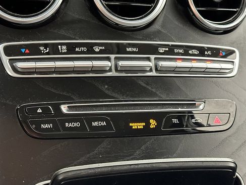 Certified 2019 Mercedes-Benz GLC 300 4MATIC image 25