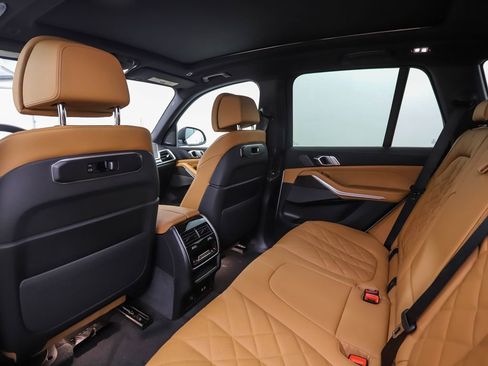 New 2026 BMW X5 xDrive40i w/ Climate Comfort Package image 21