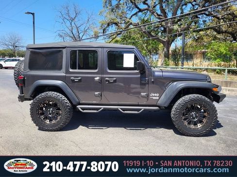 Used 2018 Jeep Wrangler Unlimited Sport S image 6