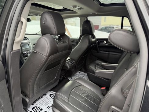 Used 2015 Buick Enclave Leather image 12
