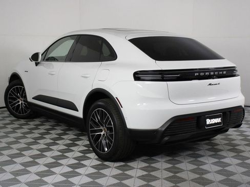 New 2025 Porsche Macan 4 Electric image 3