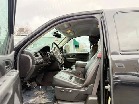 Used 2013 Chevrolet Silverado 2500 LTZ w/ LTZ Plus Package image 10