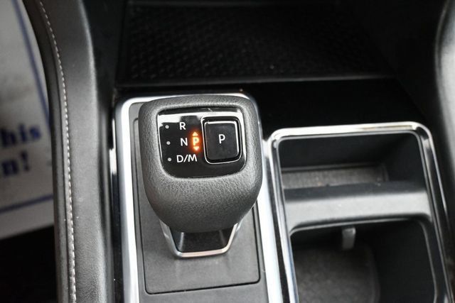 Used 2024 Nissan Pathfinder SV FWD image 17