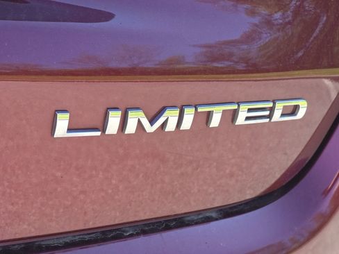 Used 2021 Jeep Compass Limited w/ Sun and Sound Group AWD/4WD image 33