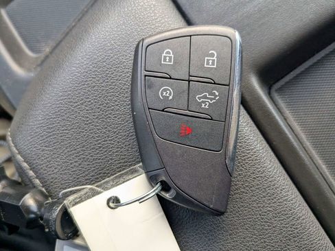 Used 2024 Chevrolet Silverado 1500 LT image 32