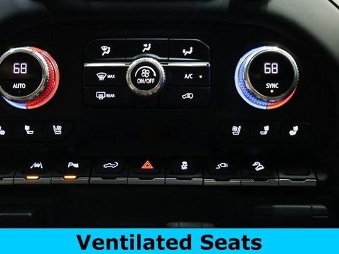 Used 2022 GMC Sierra 1500 AT4 w/ AT4 Preferred Package AWD/4WD image 32