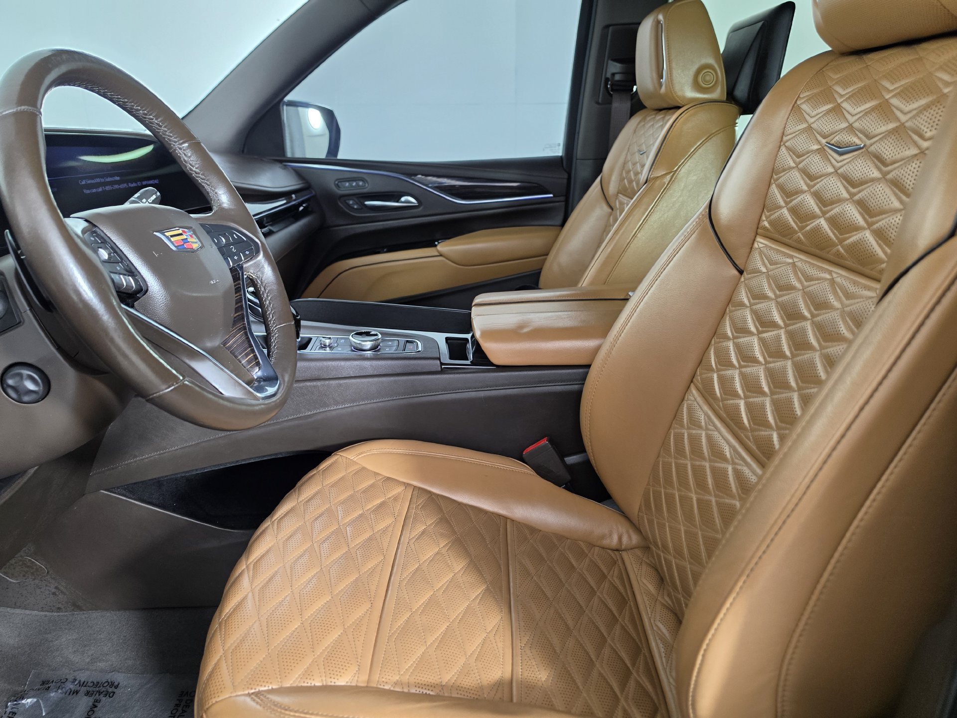 Used 2021 Cadillac Escalade Sport w/ Driver Assist Tech Package AWD/4WD image 3
