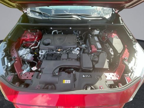 Used 2022 Toyota RAV4 XLE Premium FWD image 32