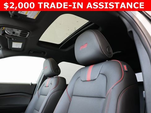 New 2026 Chevrolet Trax RS w/ Sunroof Package image 25