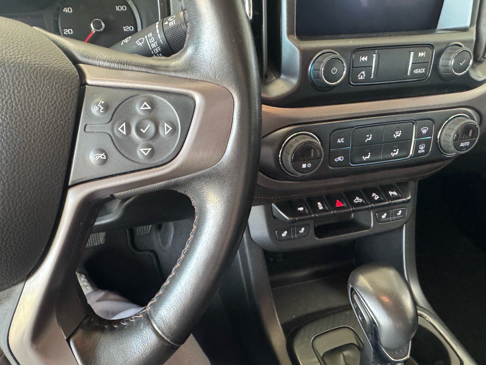 Used 2022 GMC Canyon AT4 w/ Trailering Package AWD/4WD image 21