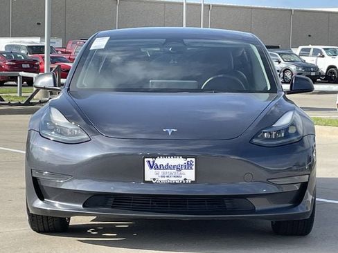 Used 2022 Tesla Model 3 Standard Range image 6