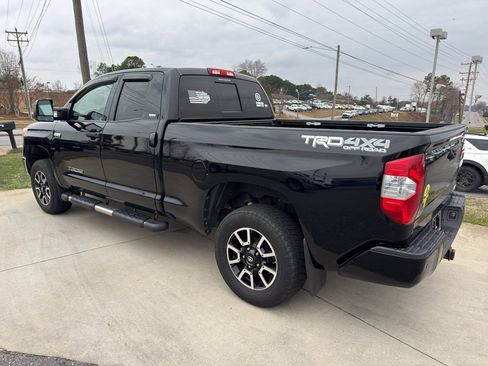 Used 2016 Toyota Tundra SR5 w/ TRD Off Road Package image 6
