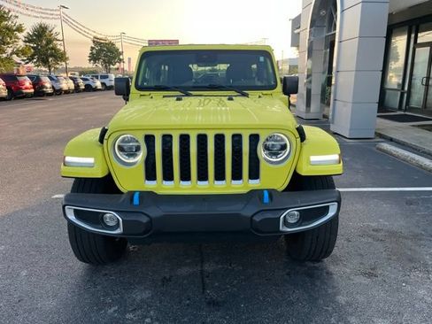 Used 2022 Jeep Wrangler Unlimited Sahara w/ Safety Group AWD/4WD image 37