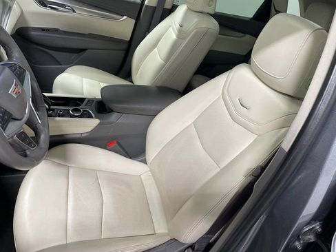 Used 2021 Cadillac XT5 Premium Luxury AWD/4WD image 15