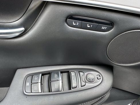 Certified 2023 INFINITI QX50 Luxe image 8