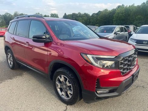 Used 2023 Honda Passport TrailSport image 7