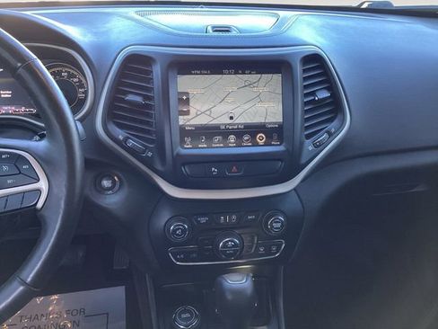 Used 2018 Jeep Cherokee Limited w/ High Altitude Package image 11