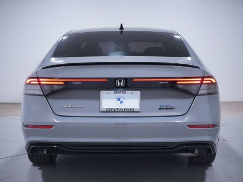 Used 2025 Honda Accord Sport image 5
