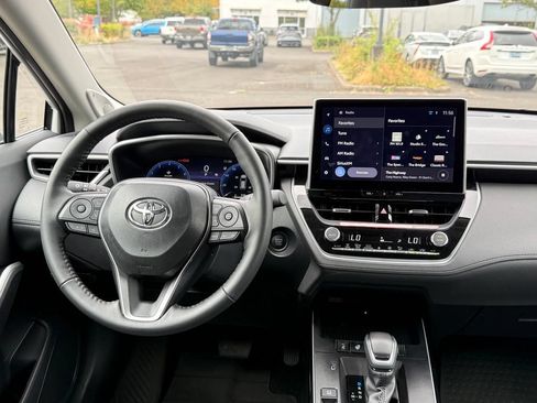 Used 2026 Toyota Corolla Cross XLE w/ Convenience Package AWD/4WD image 28