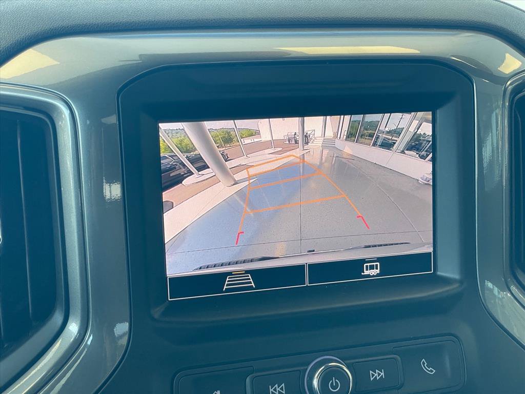 Used 2026 Chevrolet Silverado 1500 W/T w/ WT Safety Package AWD/4WD image 15