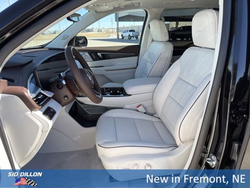 New 2026 Buick Enclave Avenir w/ Super Cruise Package AWD/4WD image 17